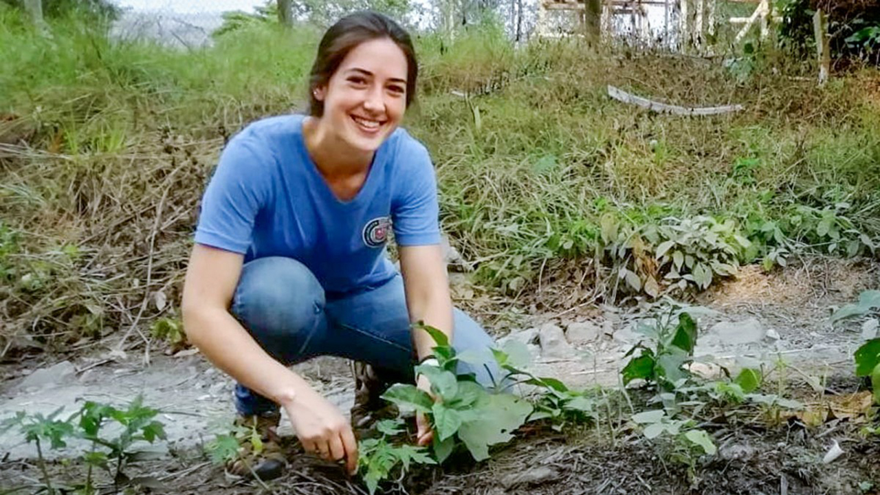 Anna Ullmann ’20 working on chimpanzee conservation at the Jane Goodall Institute, Republic of Congo.